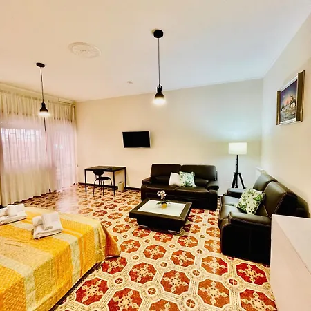 Mhr Furio Camillo - Metro A In 3 Minuti, Ideale Per Gruppi E Famiglie * Rome